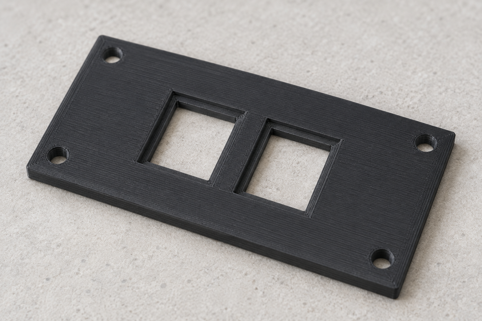 Keystone-Einbaublende mit individuellem Außenmaß