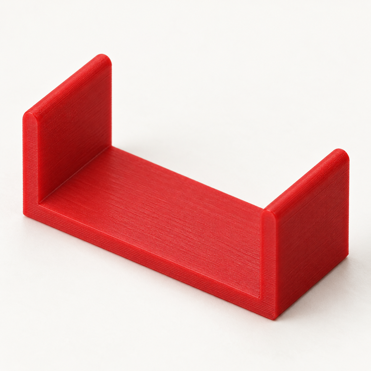 TPU-Klebeband-Endclip mit Querbrücke nach Maß – rot. KI-Visualisierung der Standardmaße.