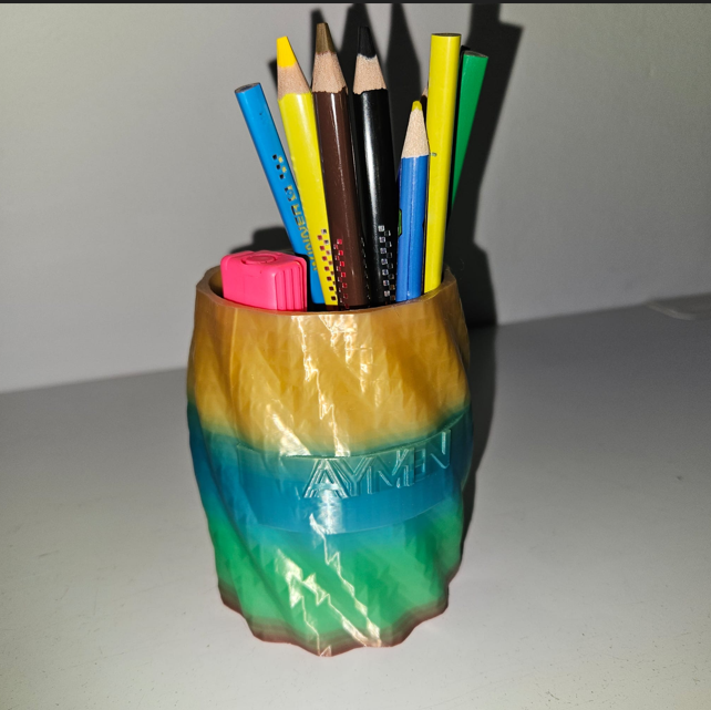 Personalisierter Design-Stifthalter mit Name