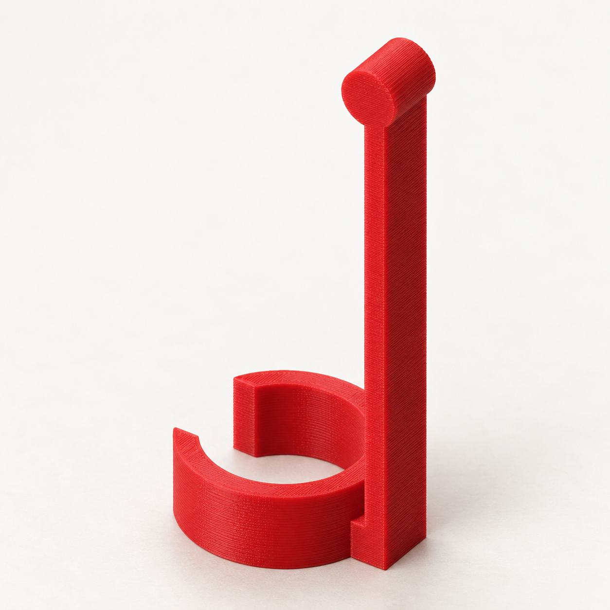 Taschenclip für runde Stifte mit offenem Maßring – rot. KI-Visualisierung der Standardmaße.