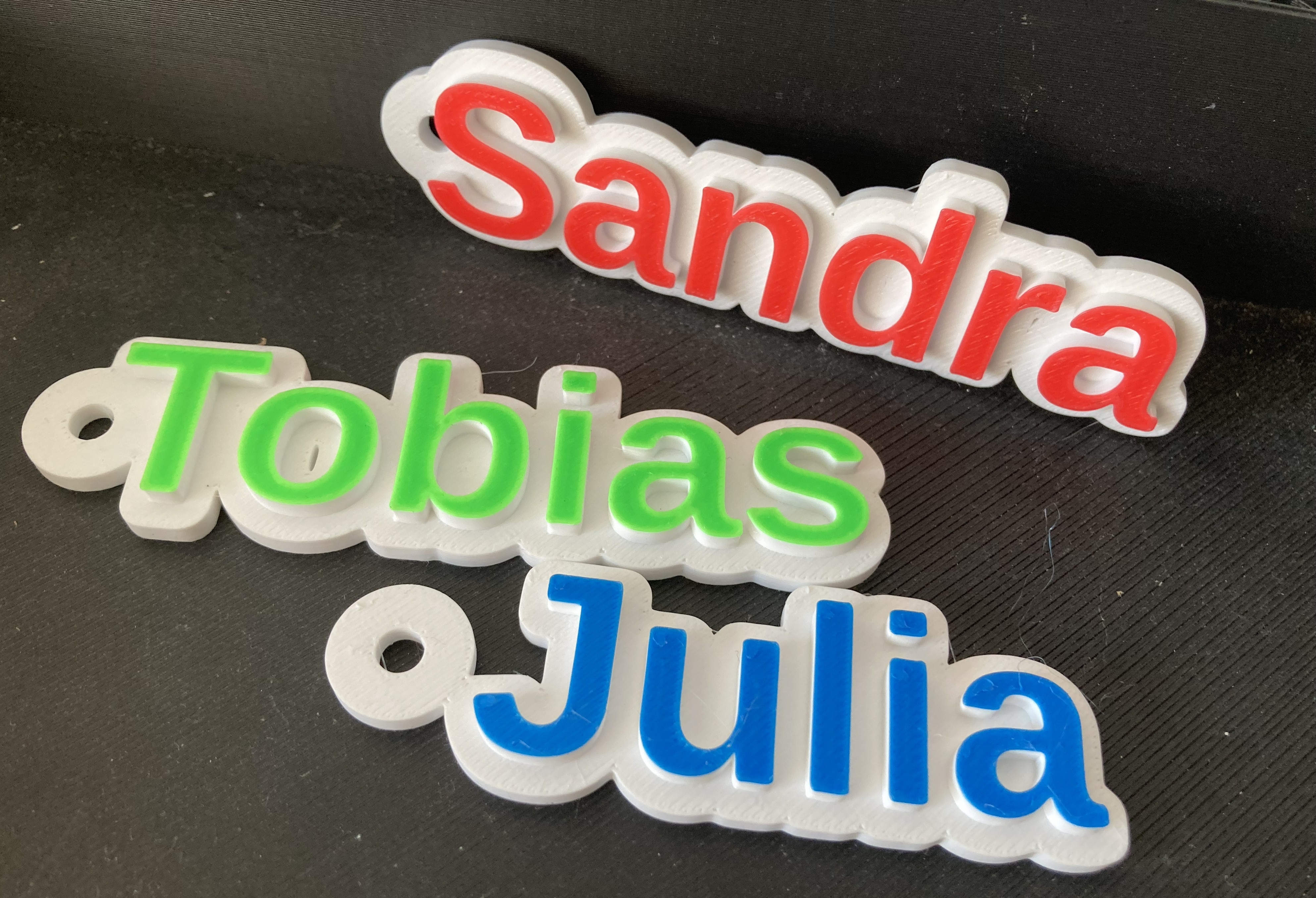Schlüsselanhänger mit Text personalisieren – Name als 3D Druck konfigurieren